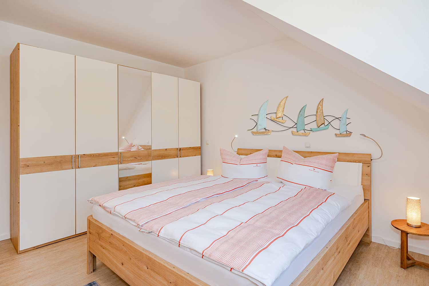 Ferienhaus Nordwind Kölpinsee Insel Usedom Schlafbereich mit Doppelbett