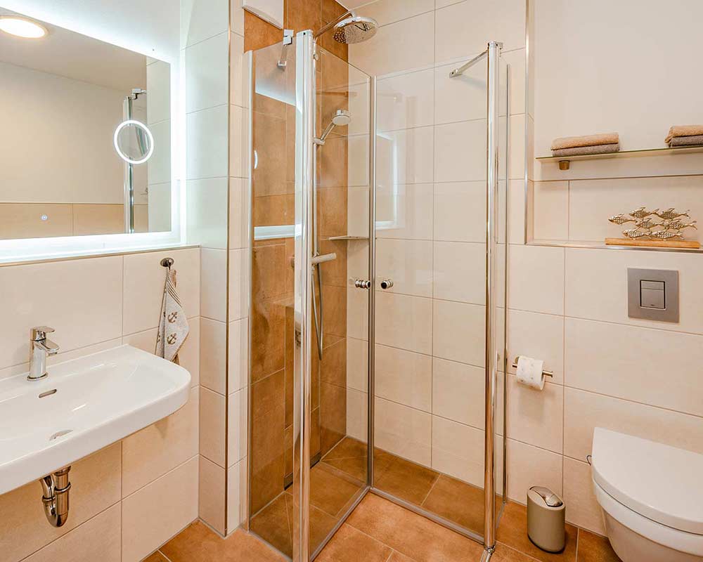 Badezimmer Ferienhaus Nordwind Kölpinsee